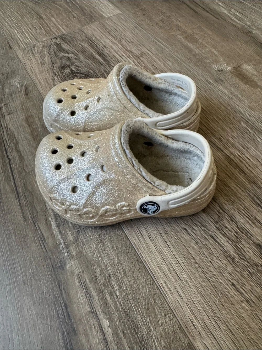 CROCS Kids Glitter Clogs in Champagne